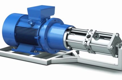 High  pressure pump with power recovery